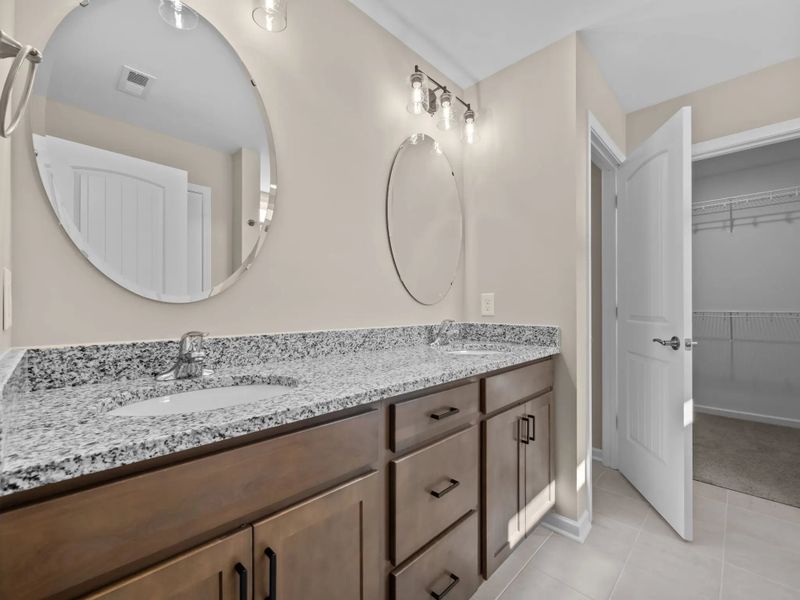 Representative furnished interior of a home built from the Mason A by JC Jackson Homes,LLC in Heritage Pointe, Newport (Image 6).