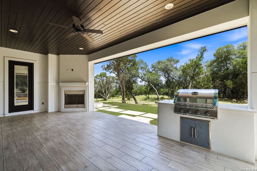 Exterior details and patio area of a home in , New Braunfels (Image 42).