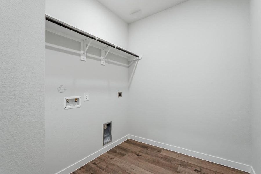 Spacious, unfurnished interior of a new home in Maple Woods, Hockley (Image 19).