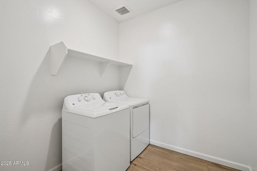 29-web-or-mls-W Mellen Ln-S0512-025