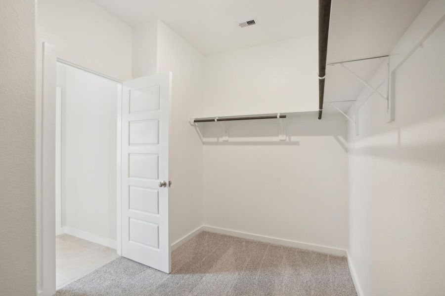 Photo is not of the actual home but is an inspirational photo of builder’s model home and may depict options, furnishings, and/or decorator features that are not included.