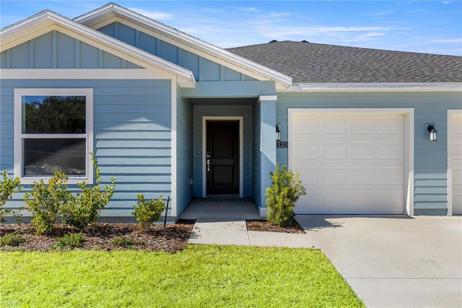Exterior details and patio area of a home in Marion Ranch, Ocala (Image 3).