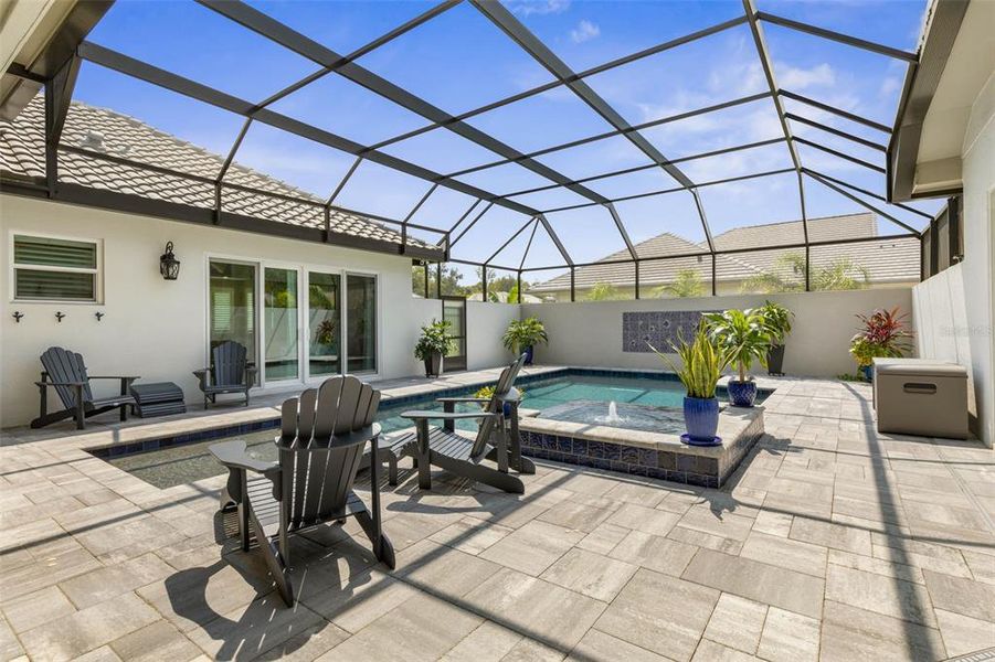 Image 54 of a home in Toscana.