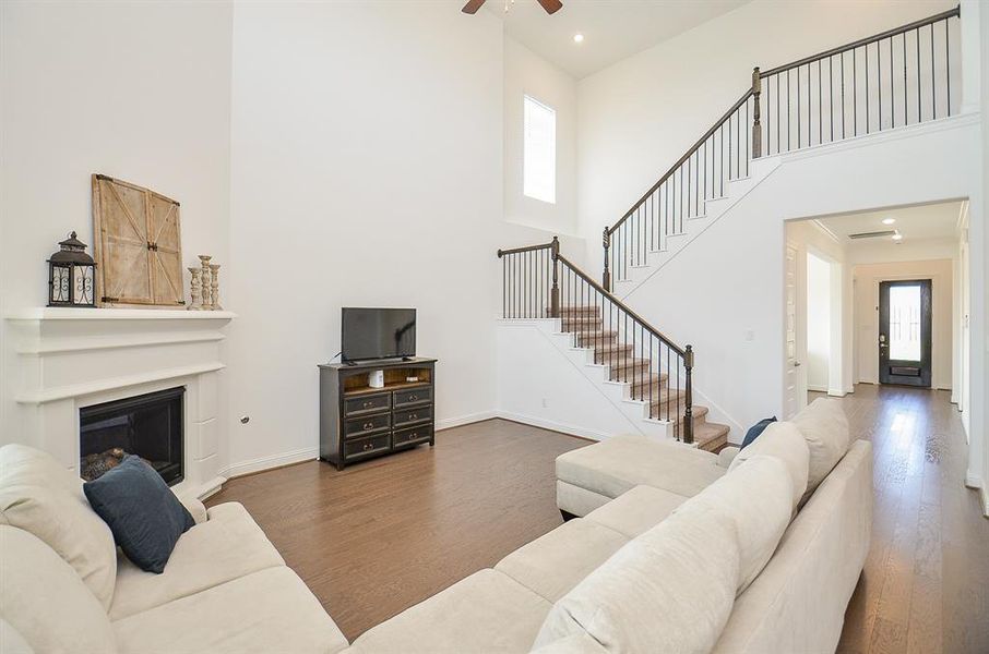 Large family room with 20 ft ceilings...