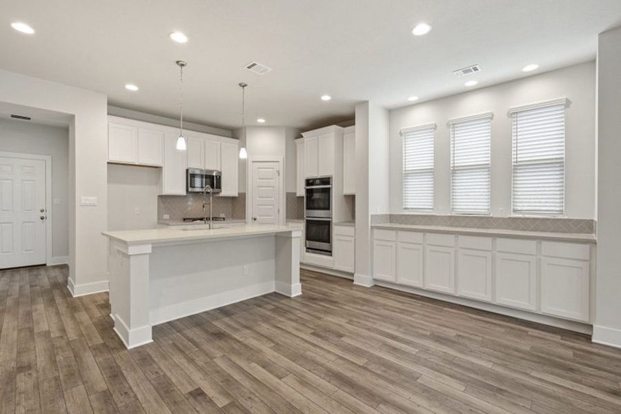 Representative furnished interior of a home built from the Greenbriar by Pacesetter Homes in Orchard Ridge, Liberty Hill (Image 9). Representative furnished interior of a home built from the Greenbriar by Pacesetter Homes in Orchard Ridge, Liberty Hill (Image 9).