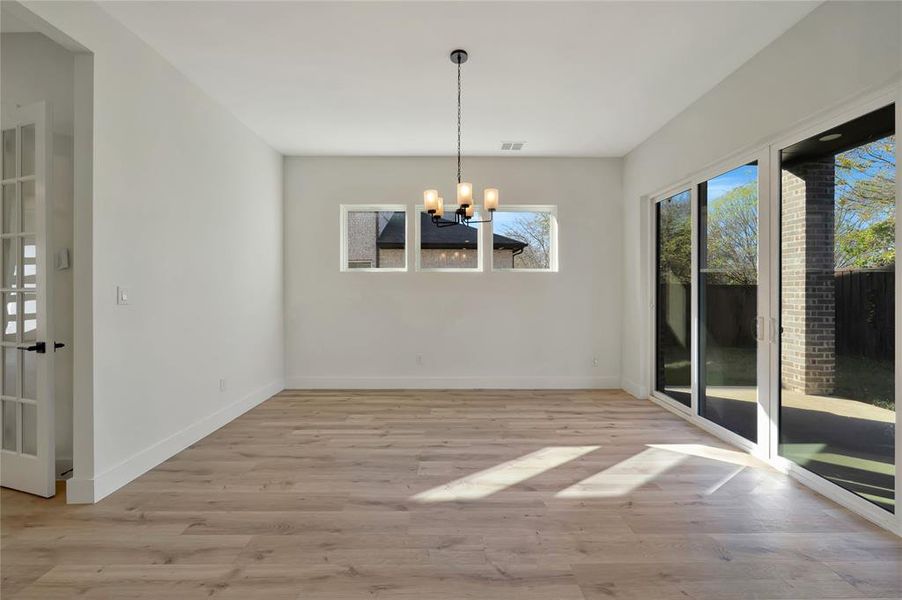Spacious, unfurnished interior of a new home in , Garland (Image 17).