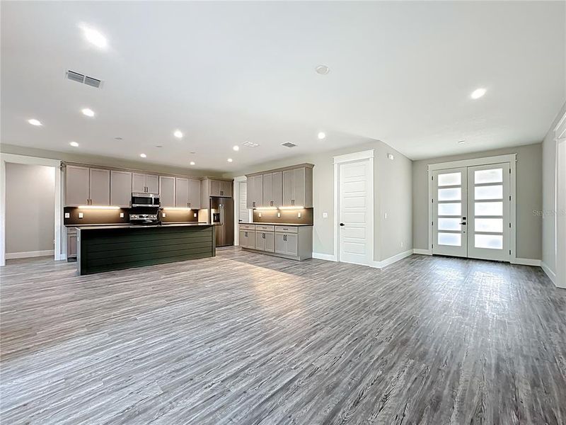 Spacious, unfurnished interior of a new home in , Orlando (Image 21). Spacious, unfurnished interior of a new home in , Orlando (Image 21).