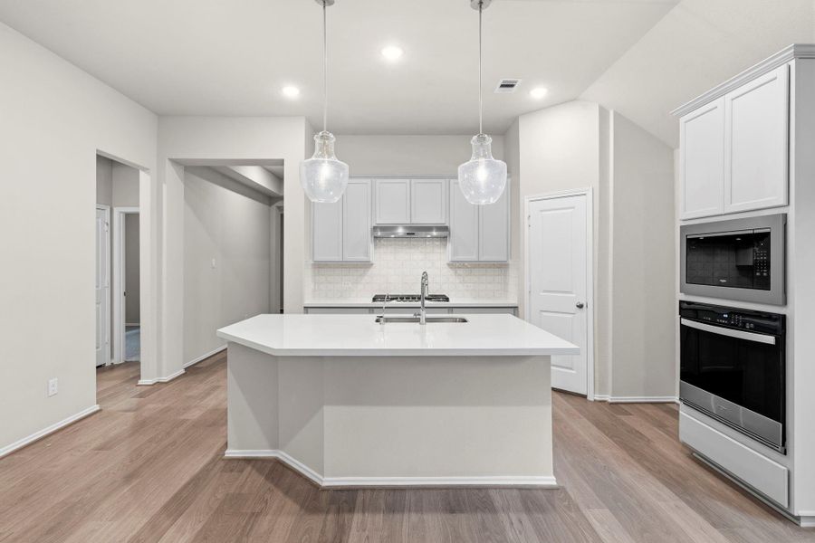 Furnished interior view inside a new home in Grand Central Park, Conroe (Image 8).
