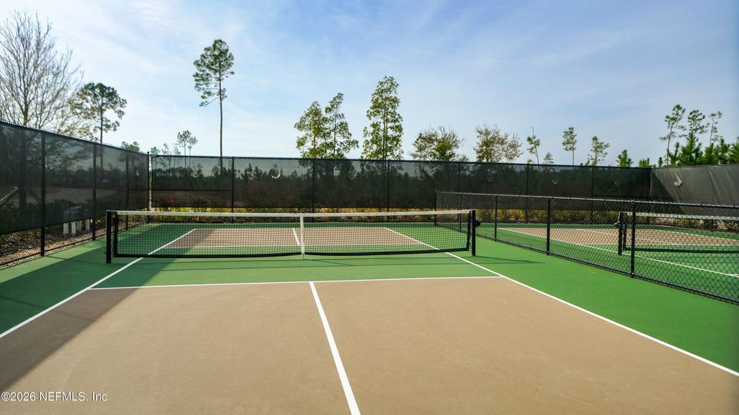Community amenities in Seven Pines 40' Front Entry, Jacksonville (Image 67).