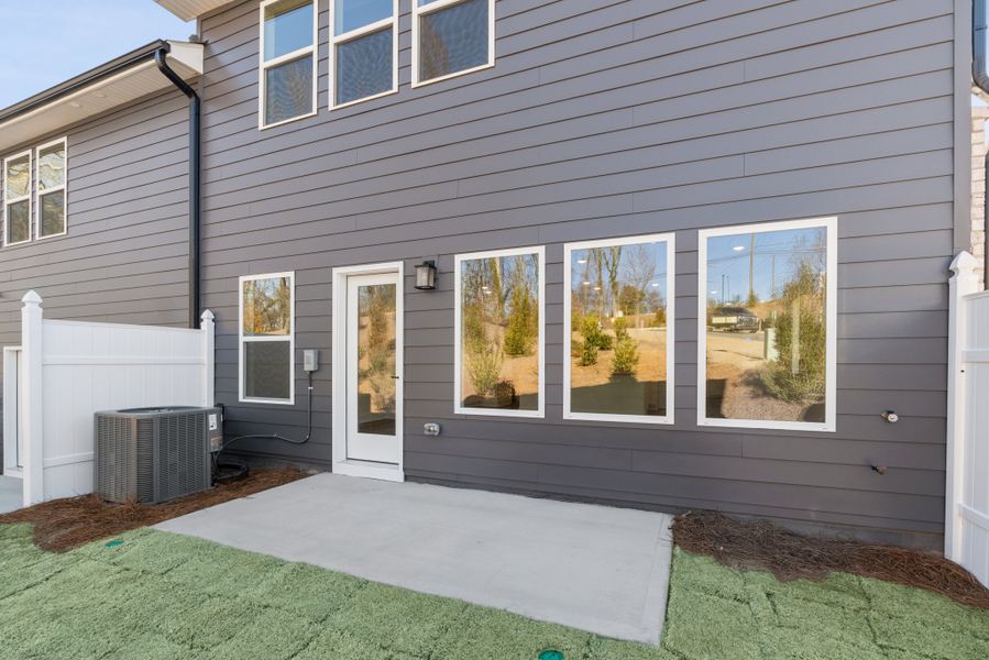Exterior details and patio area of a home in Grandview Terrace, Canton (Image 22).