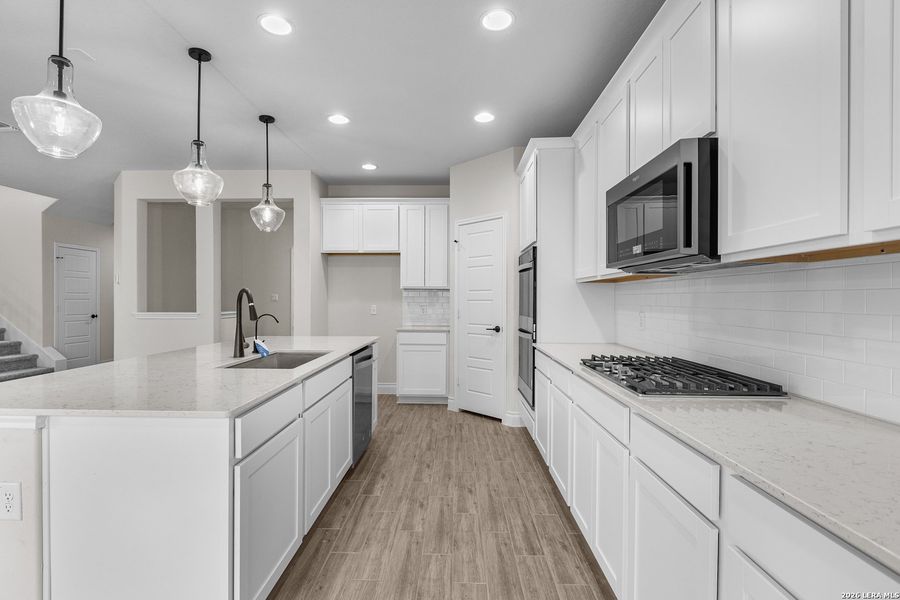 Furnished interior view inside a new home in Horizon Ridge, San Antonio (Image 10). Furnished interior view inside a new home in Horizon Ridge, San Antonio (Image 10).