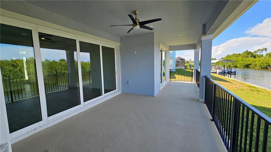 Exterior details and patio area of a home in , Port Charlotte (Image 2).