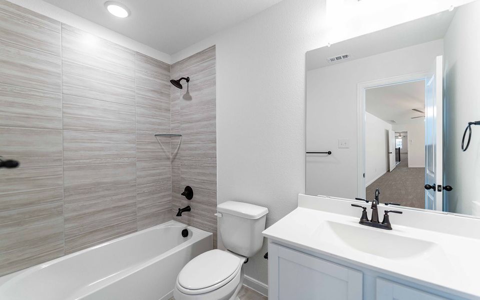 Furnished interior view inside a new home in Travis Ranch, Forney (Image 5). Furnished interior view inside a new home in Travis Ranch, Forney (Image 5).