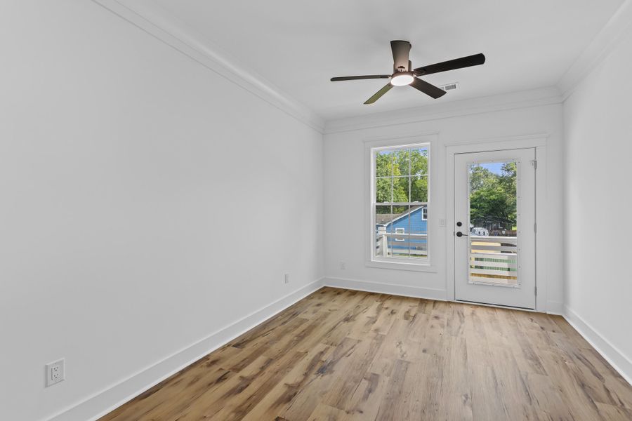 Spacious, unfurnished interior of a new home in , North Charleston (Image 19).