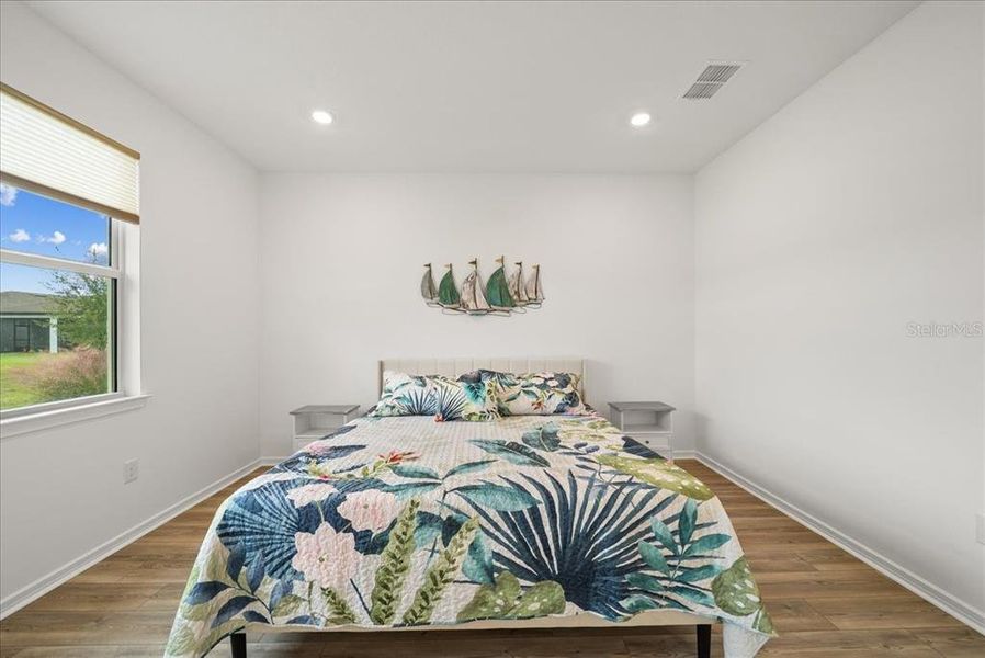 Furnished interior view inside a new home in Del Webb BayView, Parrish (Image 15). Furnished interior view inside a new home in Del Webb BayView, Parrish (Image 15).