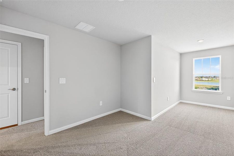 Spacious, unfurnished interior of a new home in Crosswind Ranch, Parrish (Image 24).