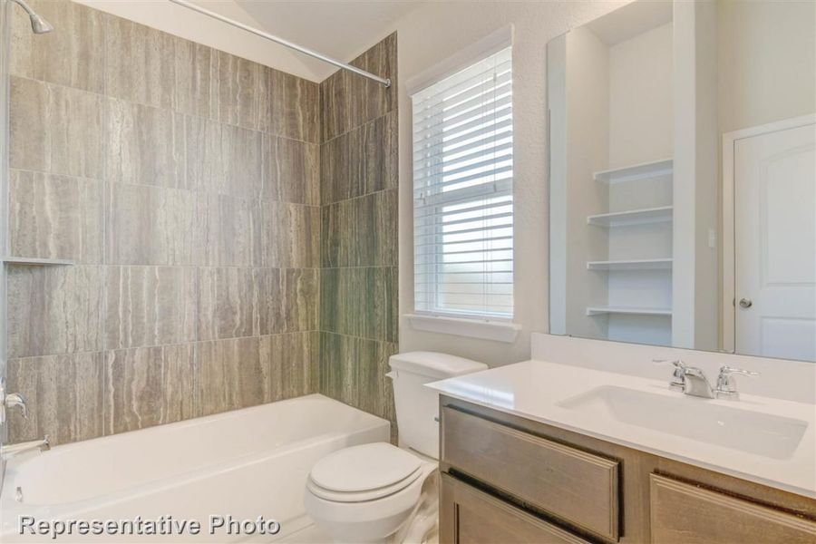 Representative furnished interior of a home built from the Harvest Ridge 1575 by Brohn Homes in Harvest Ridge, Elgin (Image 3).