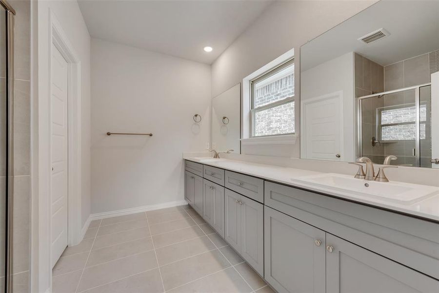 Furnished interior view inside a new home in City Point, North Richland Hills (Image 7).