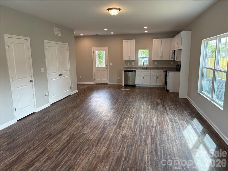 Spacious, unfurnished interior of a new home in , Gastonia (Image 15).