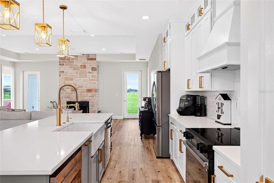 Furnished interior view inside a new home in , Bushnell (Image 47).