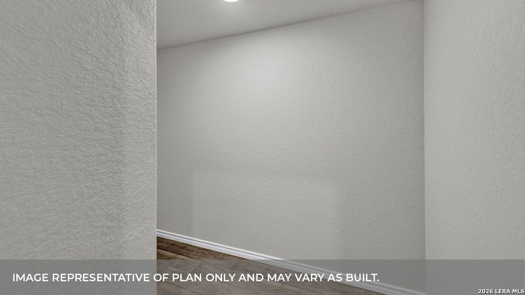 Spacious, unfurnished interior of a new home in Arroyo Ranch, Seguin (Image 26).