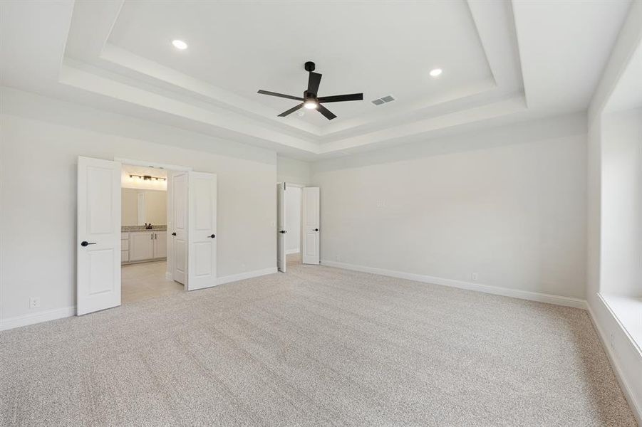Spacious, unfurnished interior of a new home in Glenwood Meadows, Argyle (Image 34). Spacious, unfurnished interior of a new home in Glenwood Meadows, Argyle (Image 34).