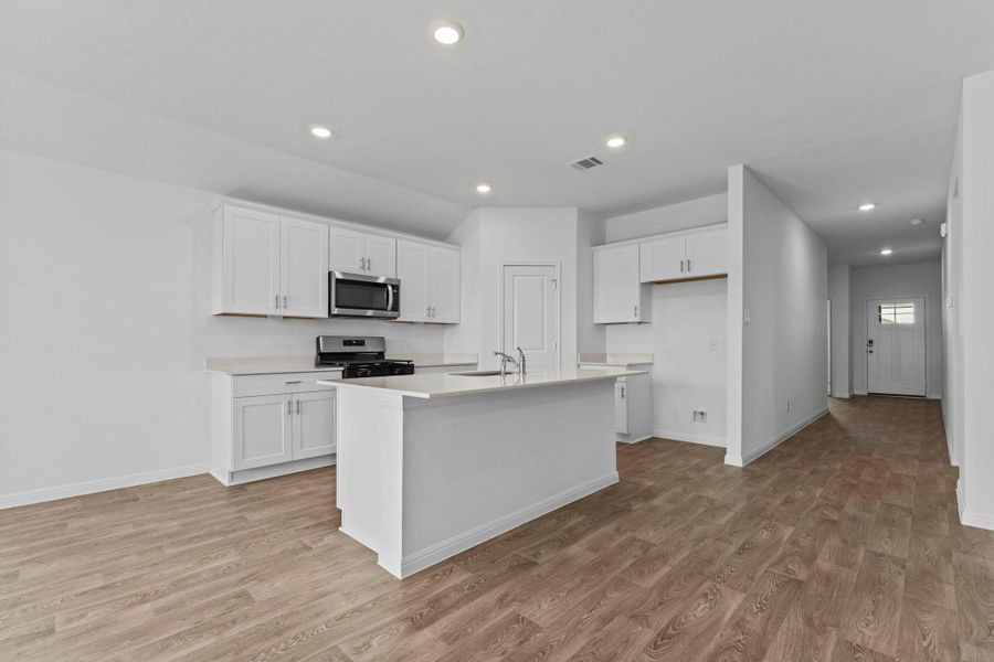 Furnished interior view inside a new home in Paramount, Kyle (Image 7).