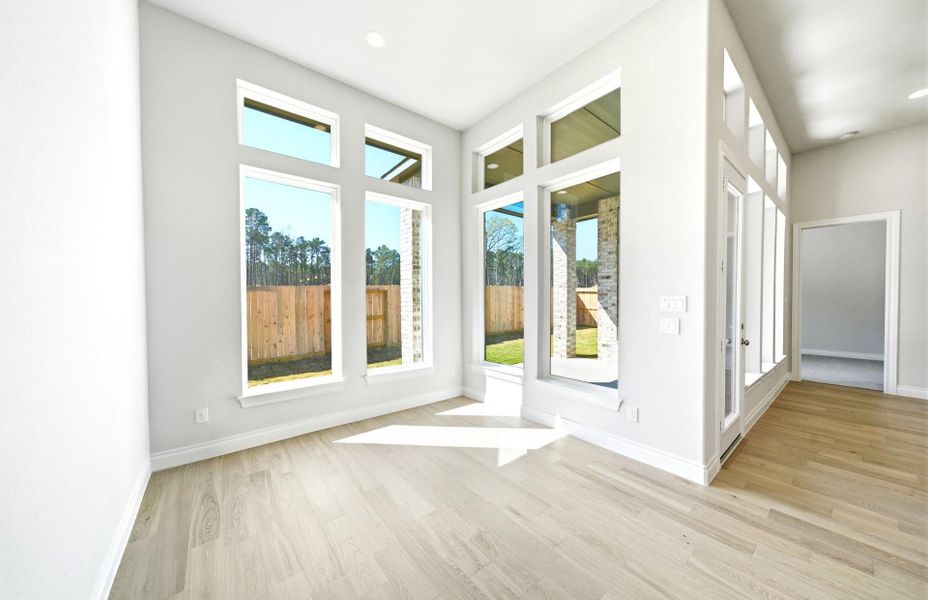 Spacious, unfurnished interior of a new home in The Highlands 55′, Porter (Image 30).