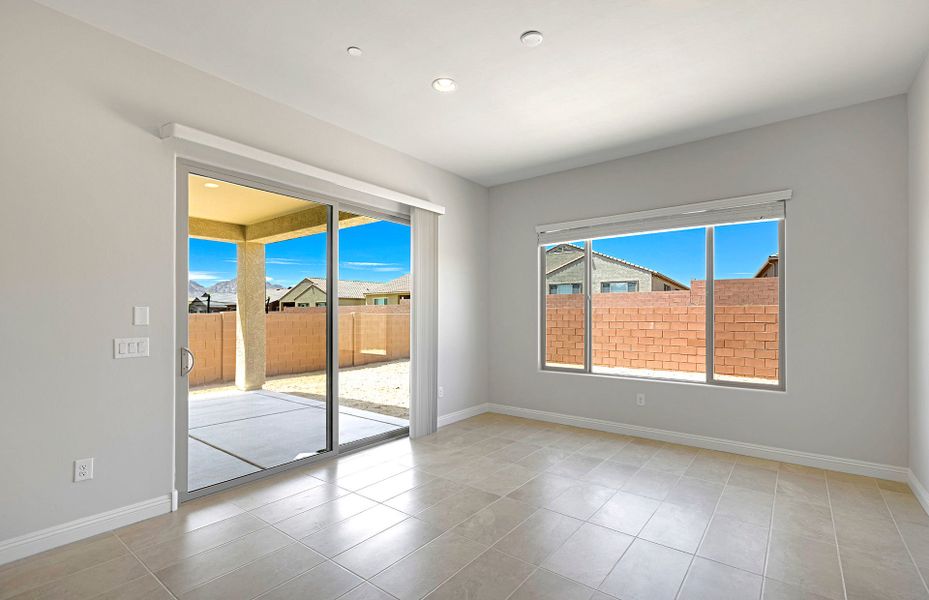 Spacious, unfurnished interior of a new home in Vistoso Canyon Estates, Oro Valley (Image 25). Spacious, unfurnished interior of a new home in Vistoso Canyon Estates, Oro Valley (Image 25).