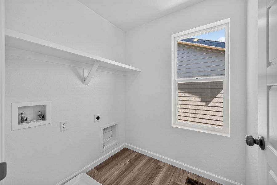 Spacious, unfurnished interior of a new home in Farmlore, Brighton (Image 23). Spacious, unfurnished interior of a new home in Farmlore, Brighton (Image 23).