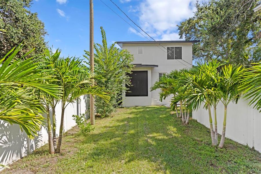 Image 36 of a home in . Image 36 of a home in .