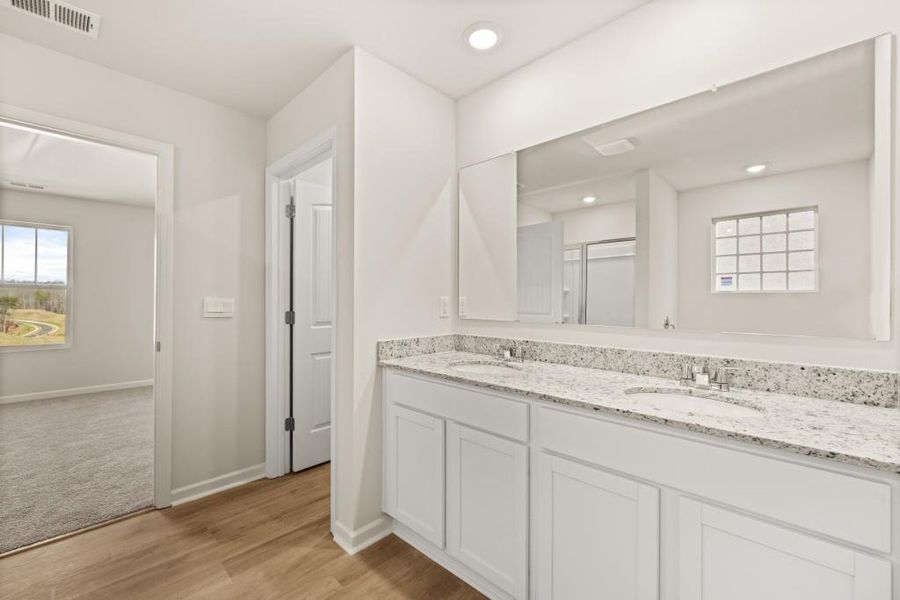 Furnished interior view inside a new home in Oconee Overlook, Gainesville (Image 12). Furnished interior view inside a new home in Oconee Overlook, Gainesville (Image 12).