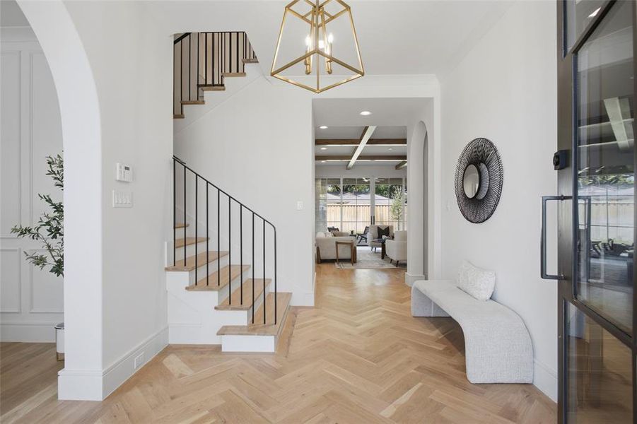 Spacious, unfurnished interior of a new home in , Dallas (Image 20).
