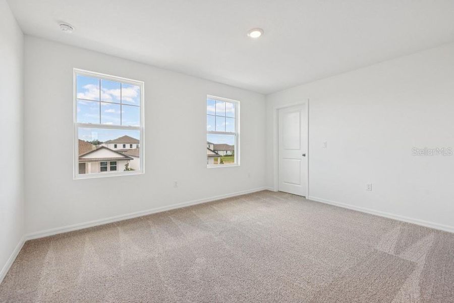 Spacious, unfurnished interior of a new home in Trailside, Mount Dora (Image 32). Spacious, unfurnished interior of a new home in Trailside, Mount Dora (Image 32).