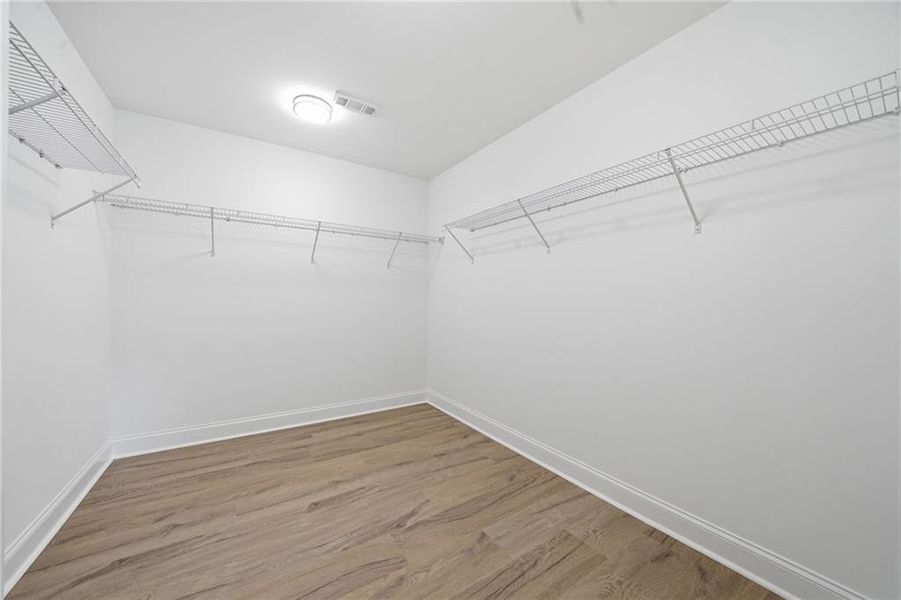 Spacious, unfurnished interior of a new home in , Atlanta (Image 20). Spacious, unfurnished interior of a new home in , Atlanta (Image 20).