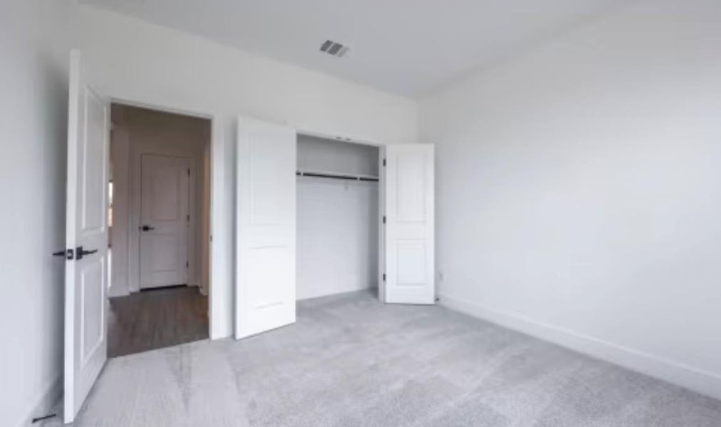 Spacious, unfurnished interior of a new home in , Kyle (Image 9).