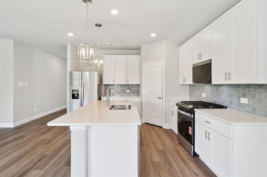 Photo is not of the actual home, but is an inspirational photo of builder’s model home and may depict options, furnishings, and/or decorator features that are not included. Photo is not of the actual home, but is an inspirational photo of builder’s model home and may depict options, furnishings, and/or decorator features that are not included.