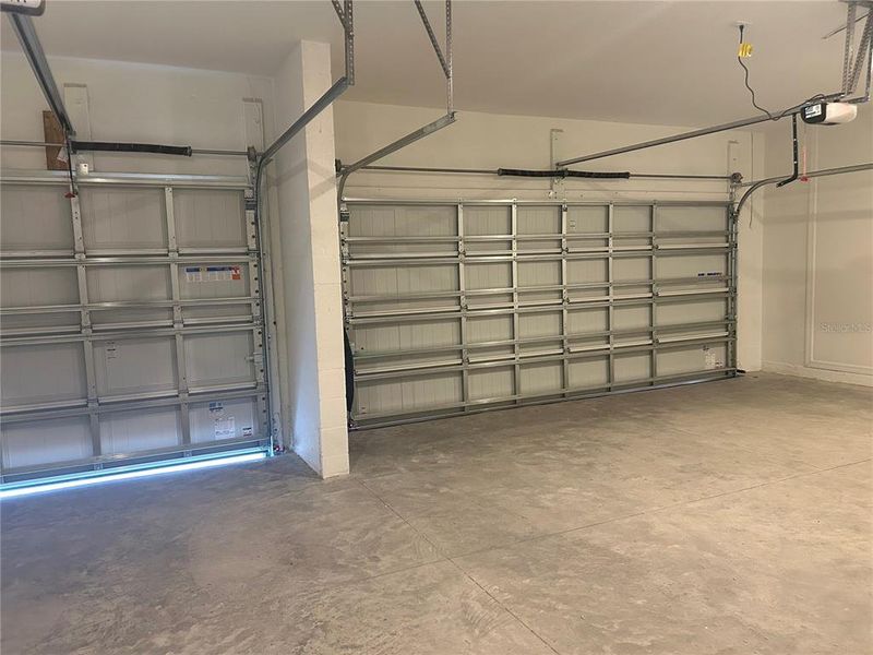 Spacious, unfurnished interior of a new home in Oakfield Trails Traditional, Parrish (Image 5).