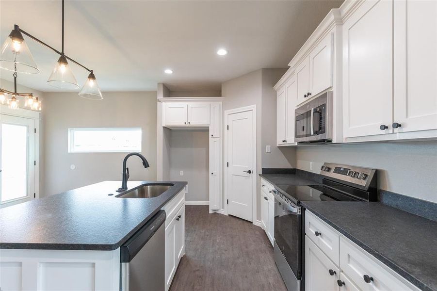 Furnished interior view inside a new home in , Abilene (Image 12).
