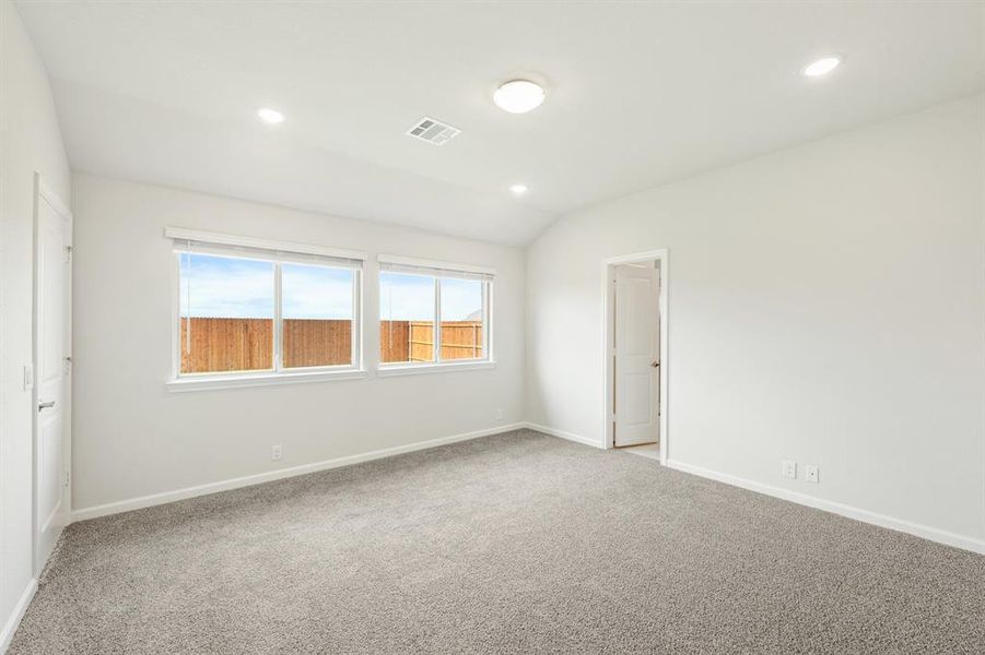 Spacious, unfurnished interior of a new home in Georgetown at Kings Fort 50s, Kaufman (Image 19). Spacious, unfurnished interior of a new home in Georgetown at Kings Fort 50s, Kaufman (Image 19).