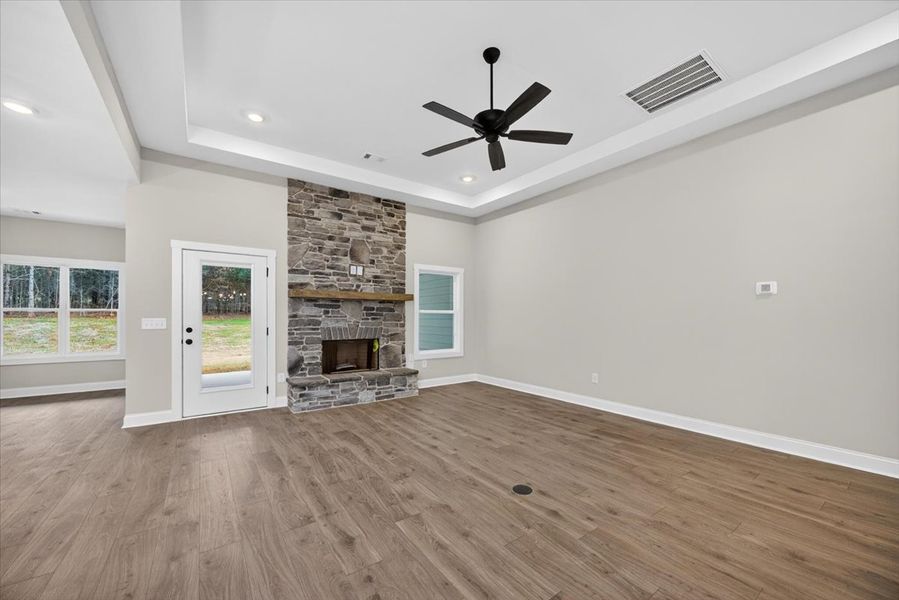 Spacious, unfurnished interior of a new home in White Oaks, The Rock (Image 20). Spacious, unfurnished interior of a new home in White Oaks, The Rock (Image 20).