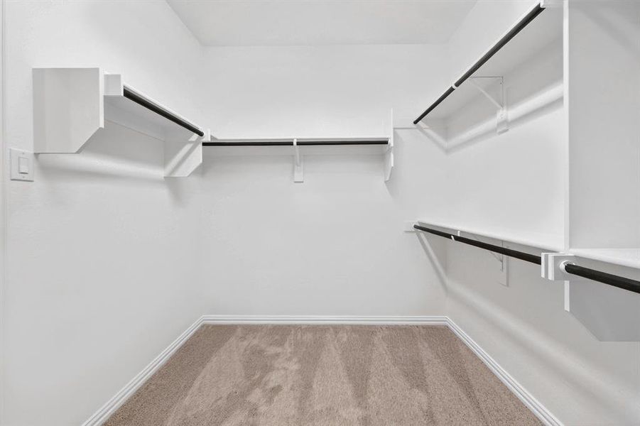 Spacious, unfurnished interior of a new home in Lily Creek at Sutton Fields, Aubrey (Image 32). Spacious, unfurnished interior of a new home in Lily Creek at Sutton Fields, Aubrey (Image 32).