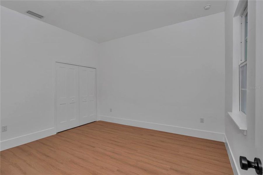Spacious, unfurnished interior of a new home in , Ocala (Image 38).