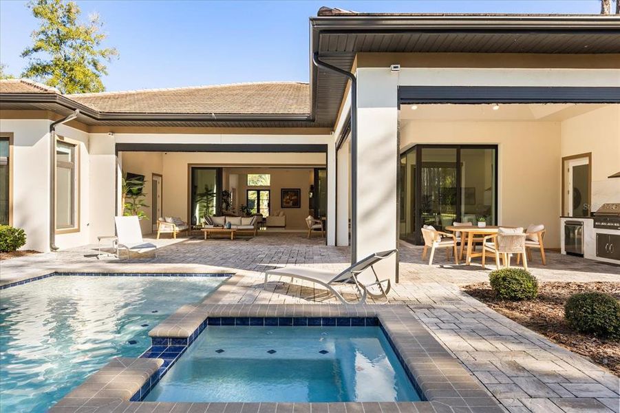 Exterior details and patio area of a home in , Montverde (Image 32).