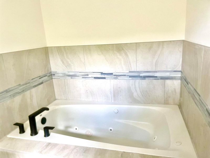 Image 16 of a home in .