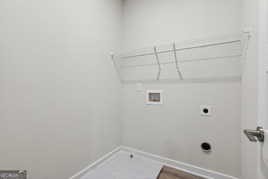 Spacious, unfurnished interior of a new home in The Park at Gainesville Township, Gainesville (Image 14).