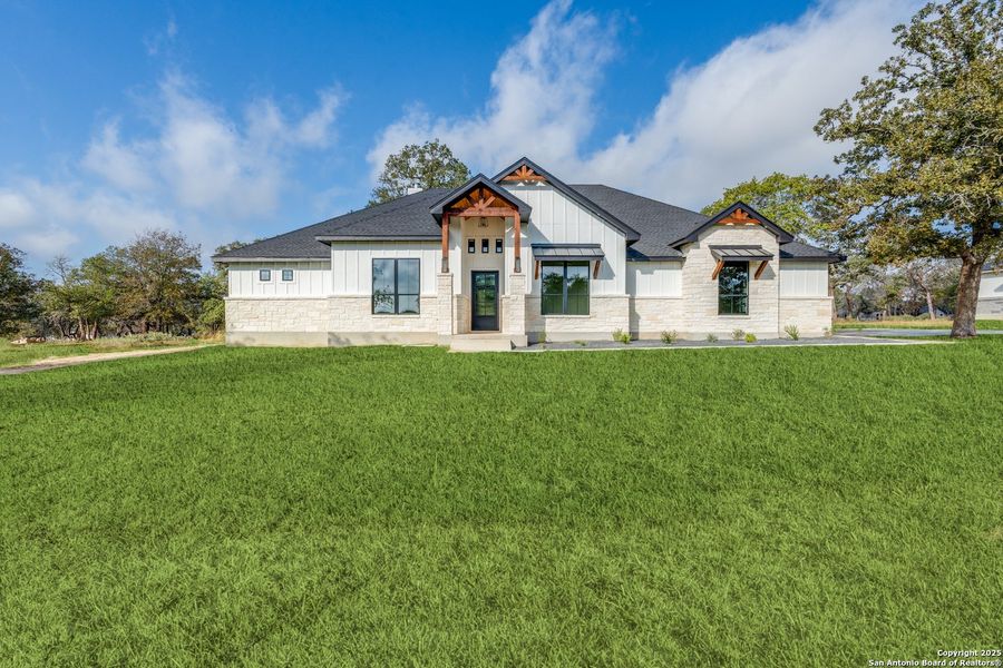 Image 20 of a home in .