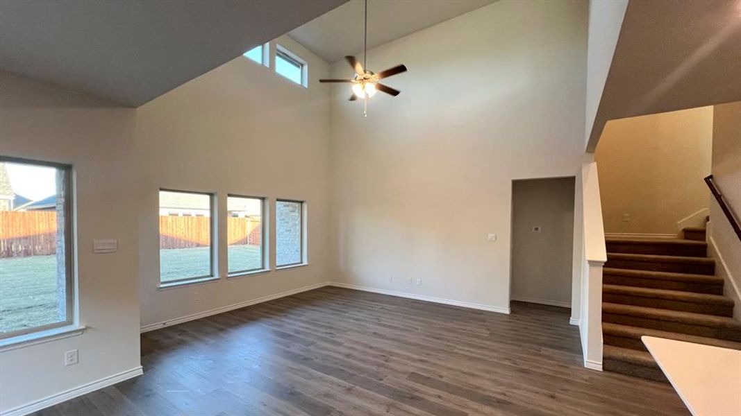 Spacious, unfurnished interior of a new home in Winchester Crossing, Princeton (Image 8).