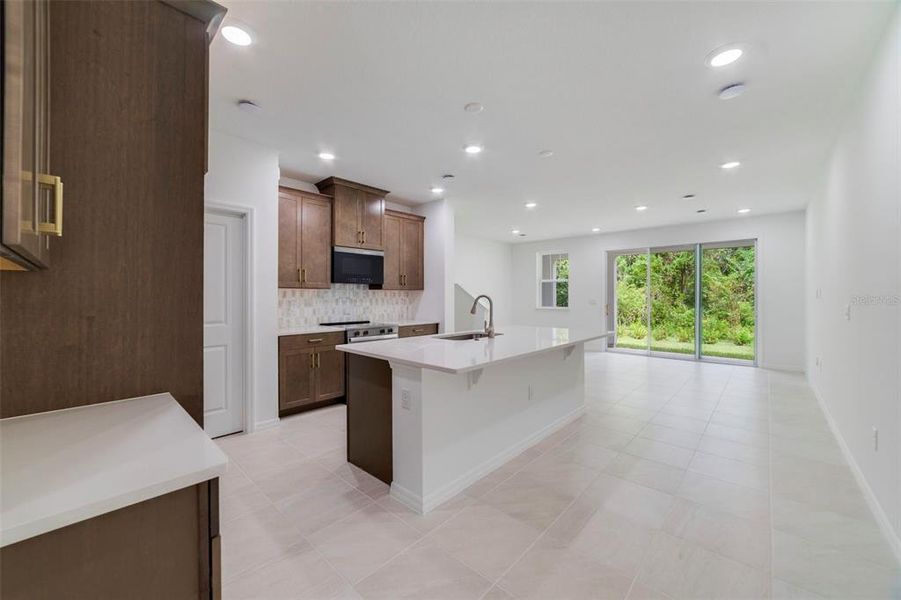 Furnished interior view inside a new home in Towns at Greenleaf, Oviedo (Image 11).