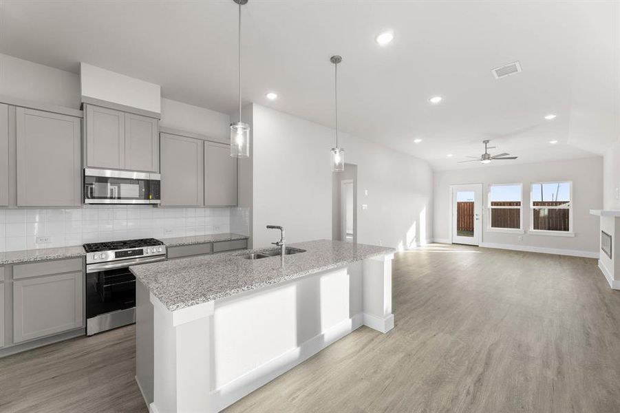 7317 Autumn Hill-Kitchen-2